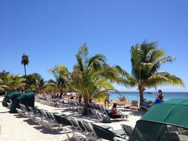 Mahogany Beach Roatan Honduras