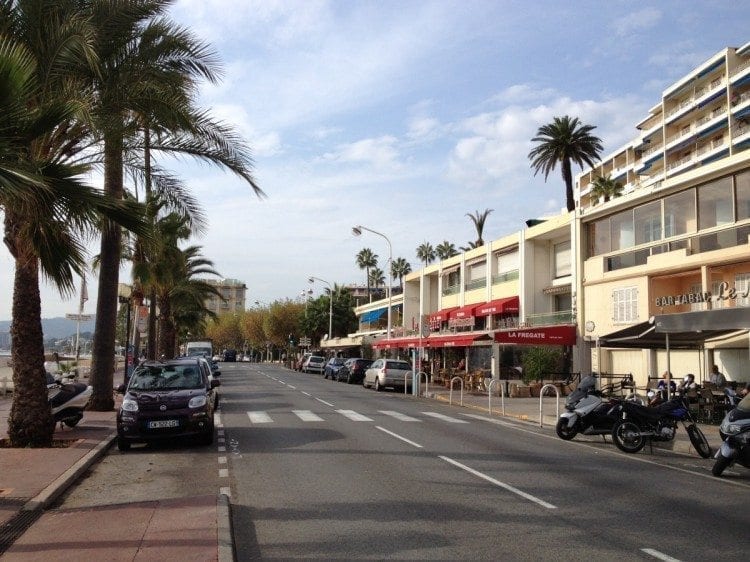 In Cannes, stroll along the Boulevard de la Croisette. Venture with care into one of the designer boutiques.