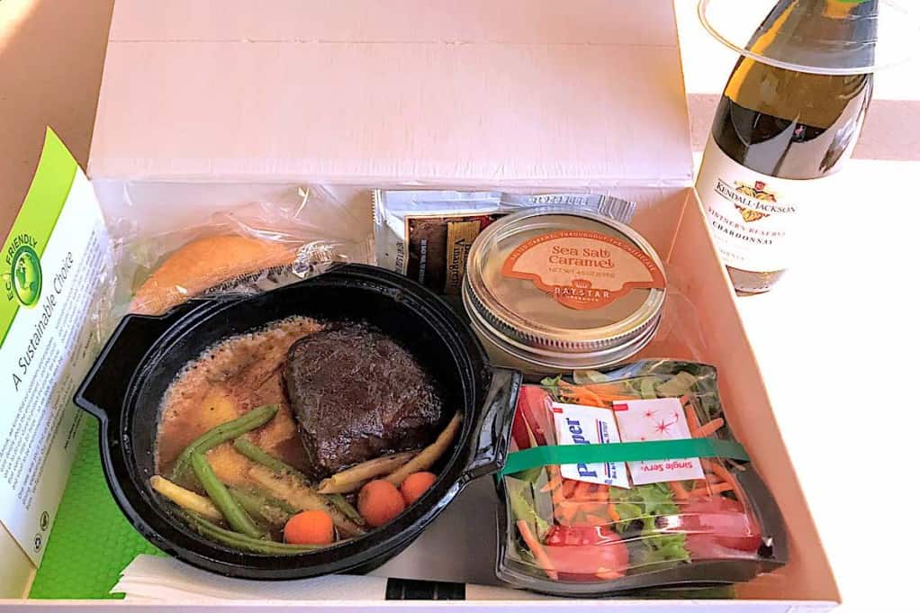 Tips for sleeper car passengers when ordering meals.