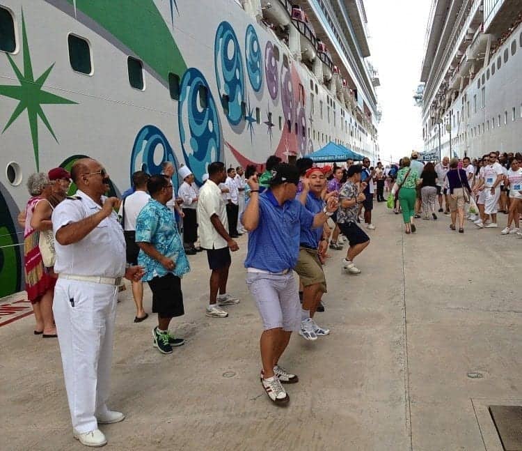 Norwegian Cruise Line line dance and stay in shape on a cruise.