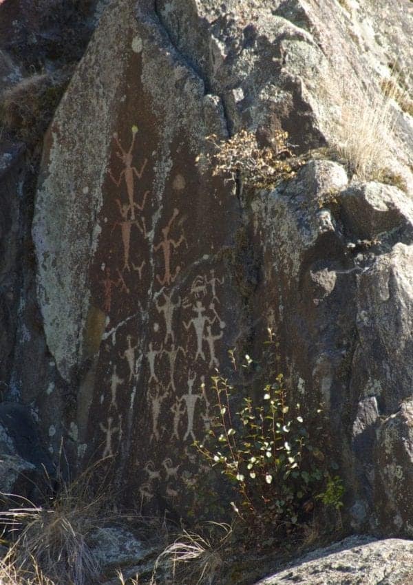 7000 year ols petroglyphs in Hells Canyon