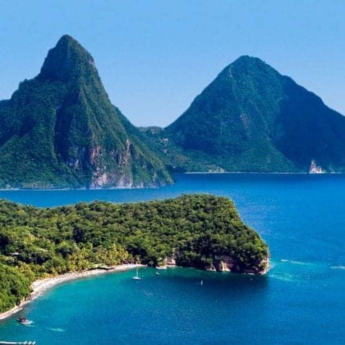 Beautiful view of the Pitons on St. Lucia. Photo: StLuciaNewsOnline.com