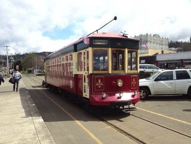 Astoria Riverwalk Trolley