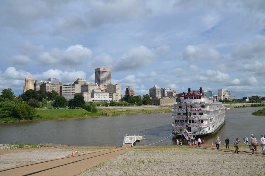 River cruising on the Mississippi aboard Queen of the Mississippi in Natchez