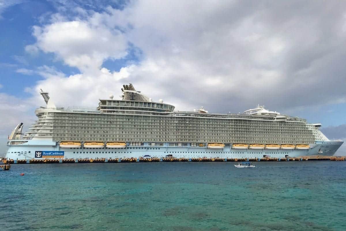Emuster Royal Caribbean Unveils New, No Sweat Muster Drill – Cruise Maven ...