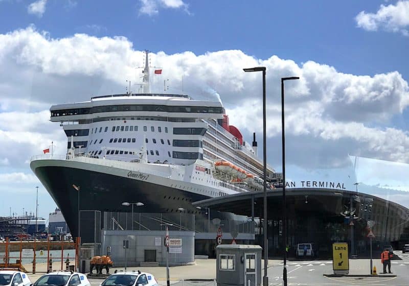 Cunard Adds Starlink Internet to All Ships