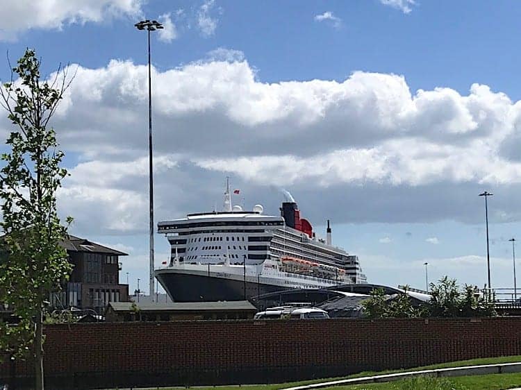 How to Get to Queen Mary 2 from Amsterdam