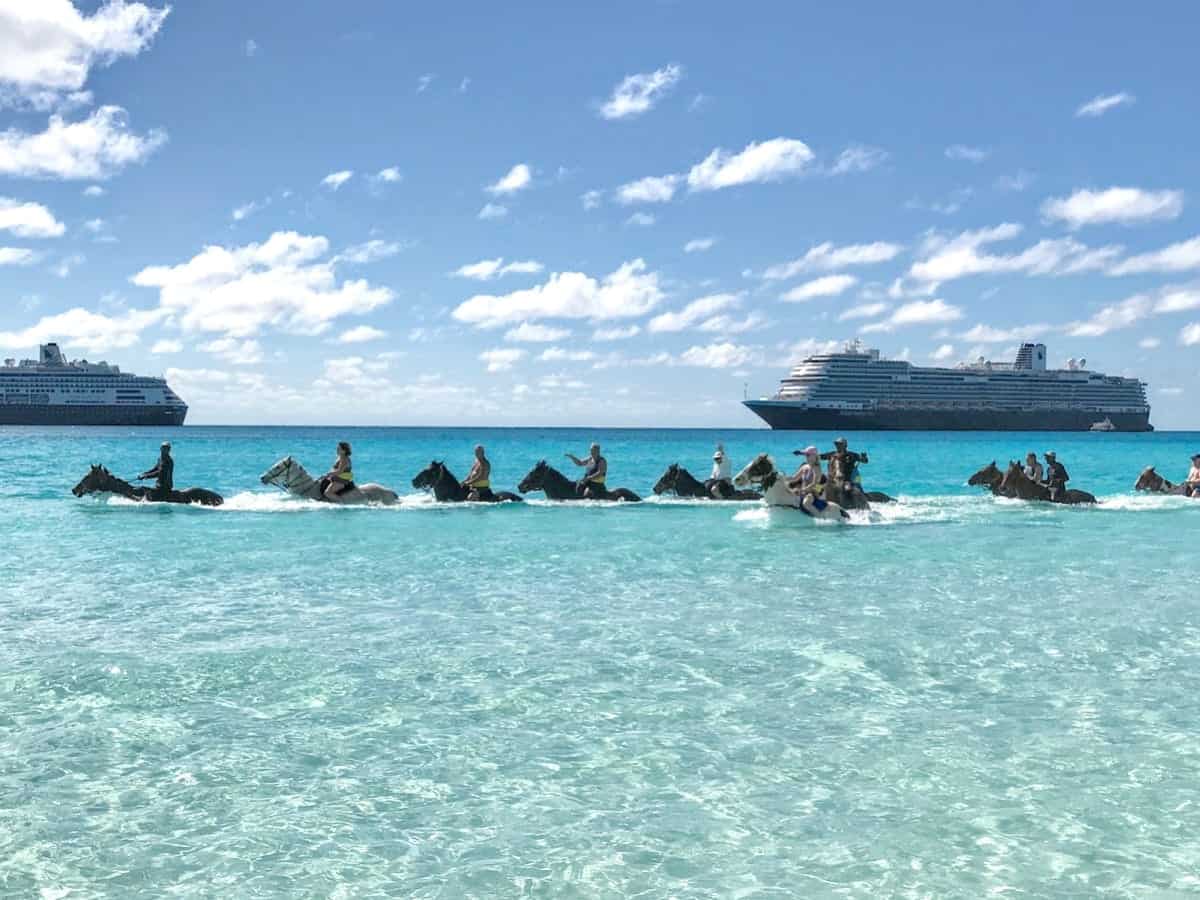 Holland America Line and Half Moon Cay celebrate 15 year anniversary