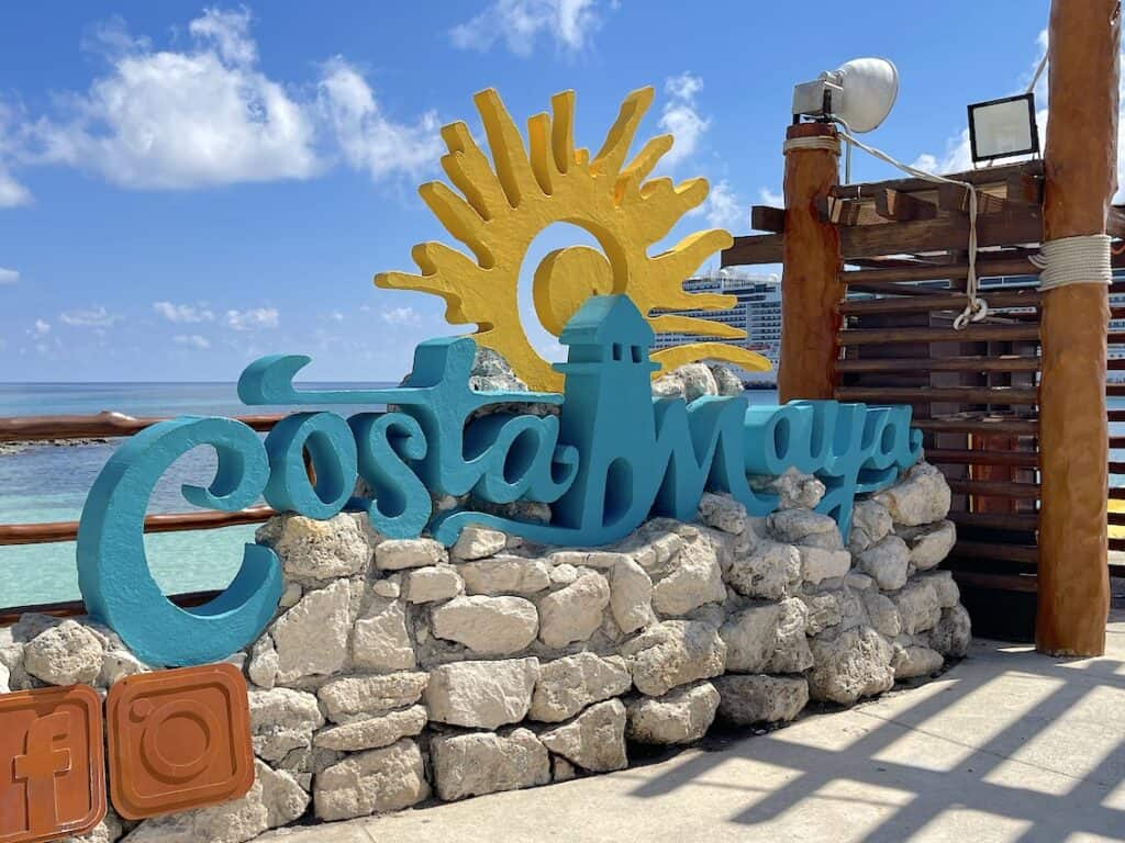 Port of Costa Maya Mexico welcome sign.