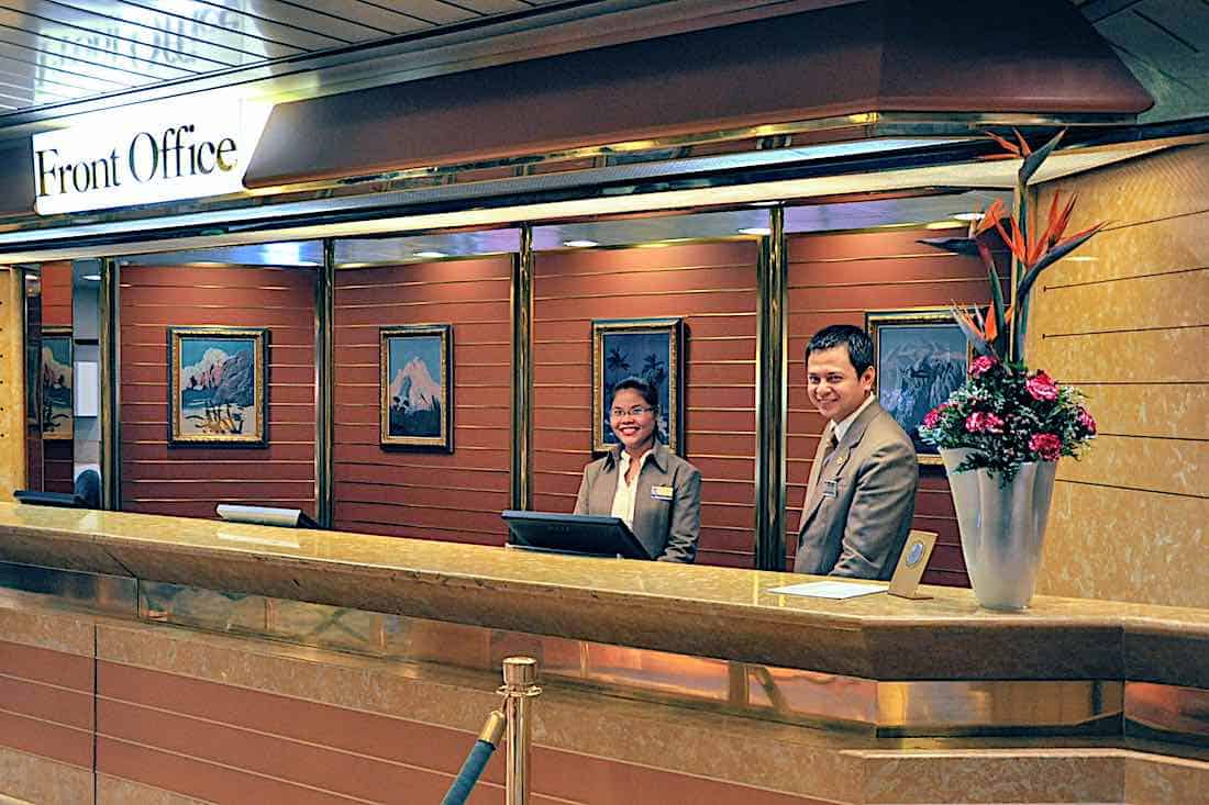 Maasdam Front Office staff 