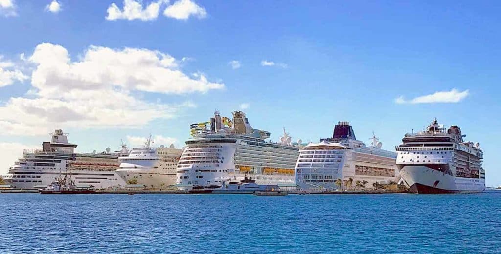 ships docked in Nassau harbor