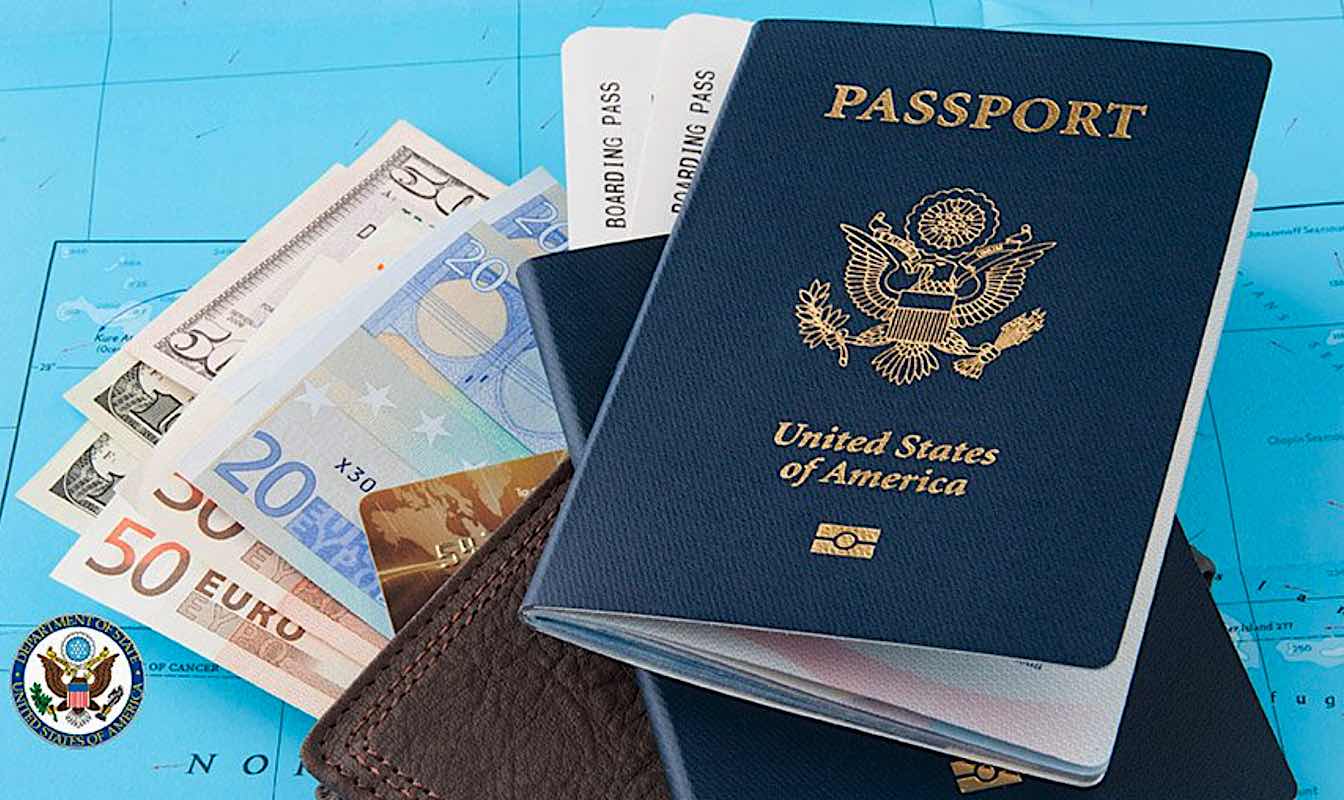 U.S. Passport Book vs Passport Card – Which One Should You Get?