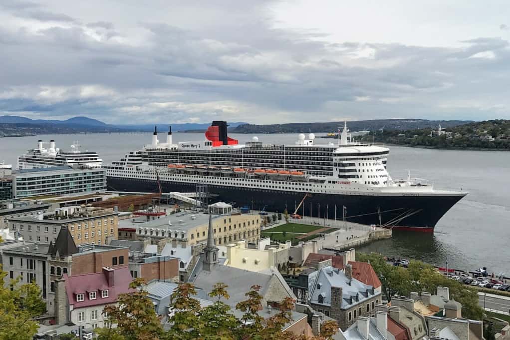 Queen Mary 2 in Quebec City 