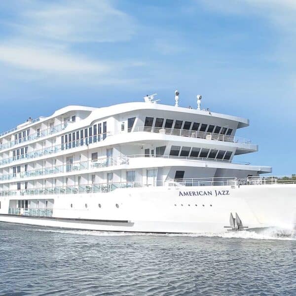 American Cruise Lines Moves Riverboat to California