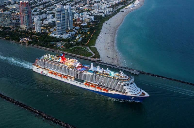 Carnival Cruise Ship Delays Caused by Computer System Outages and Technical Issues