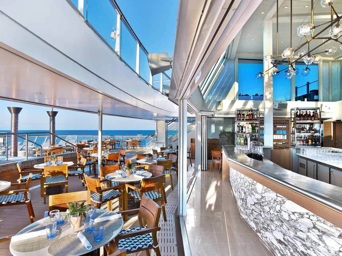 Relaxed Scandi-style atmosphere on a Viking world cruise