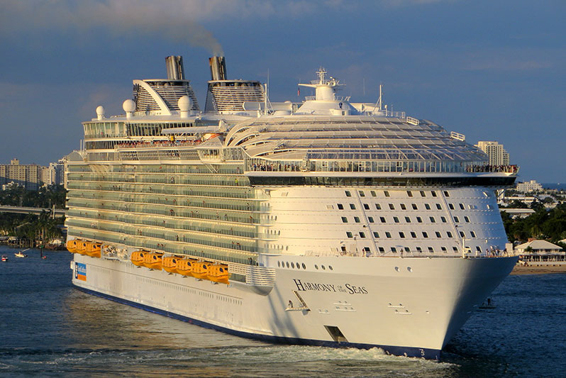 Port Canaveral Celebrates Return of Royal Caribbean Ship