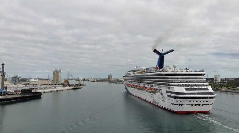 Carnival Freedom Enters Drydock in France