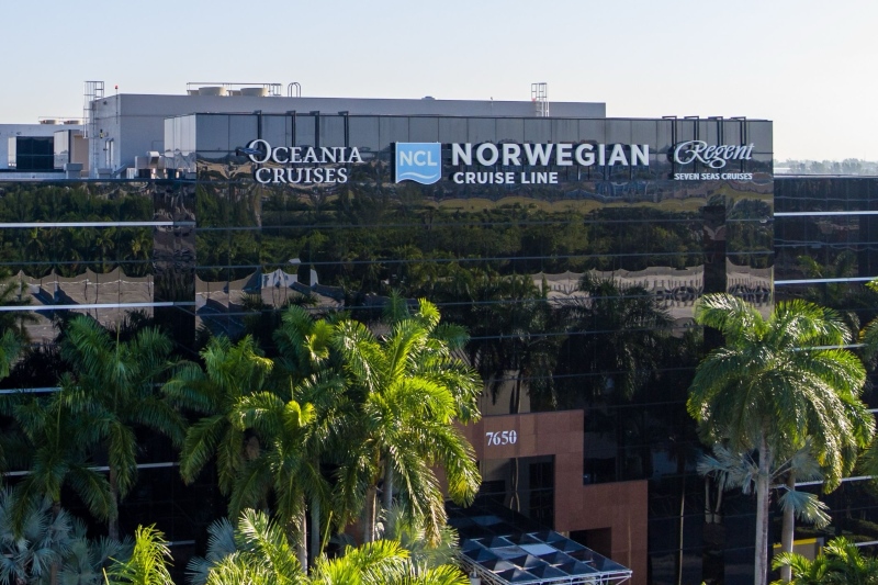 Versonix Expands Seaware Booking Platform to All 3 NCLH Brands